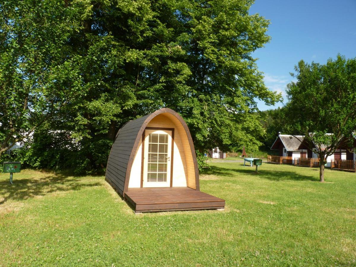 Camping Roznov Рожнов-под-Радгоштєм Екстер'єр фото